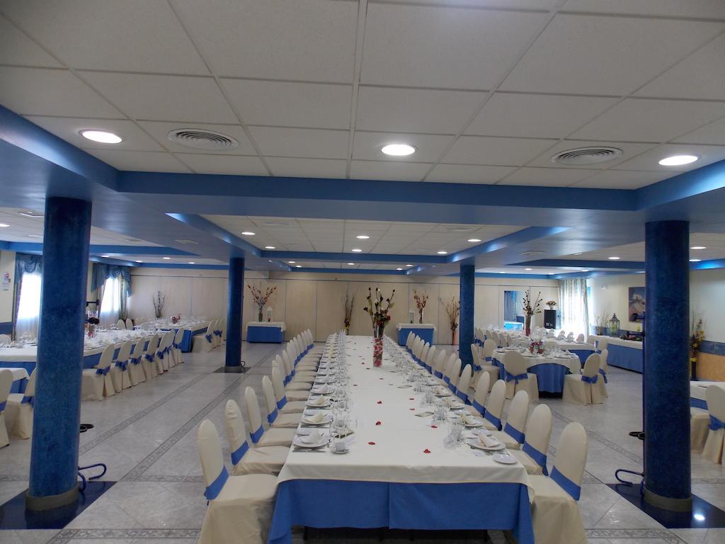 Hotel San Cristobal Coria Eksteriør billede